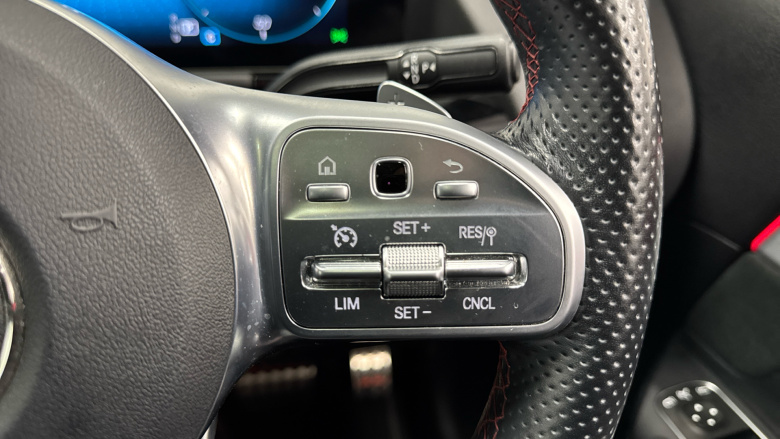 Mercedes-Benz Eqa 250 140kW AMG Line Premium 66.5kWh 5dr Auto Electric Hatchback